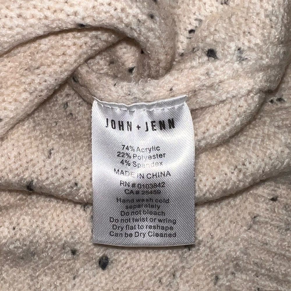 John + Jenn Speckled Beige Zip Tank Top - Picture 6 of 6
